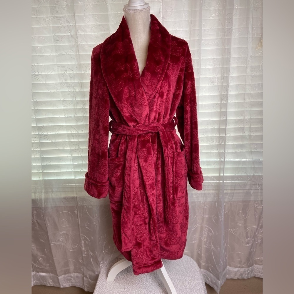 Charter Club Womans Plush Floral Robe, M/L